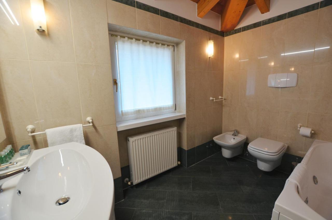 Attic Suite Palme Riva del Garda Exterior foto